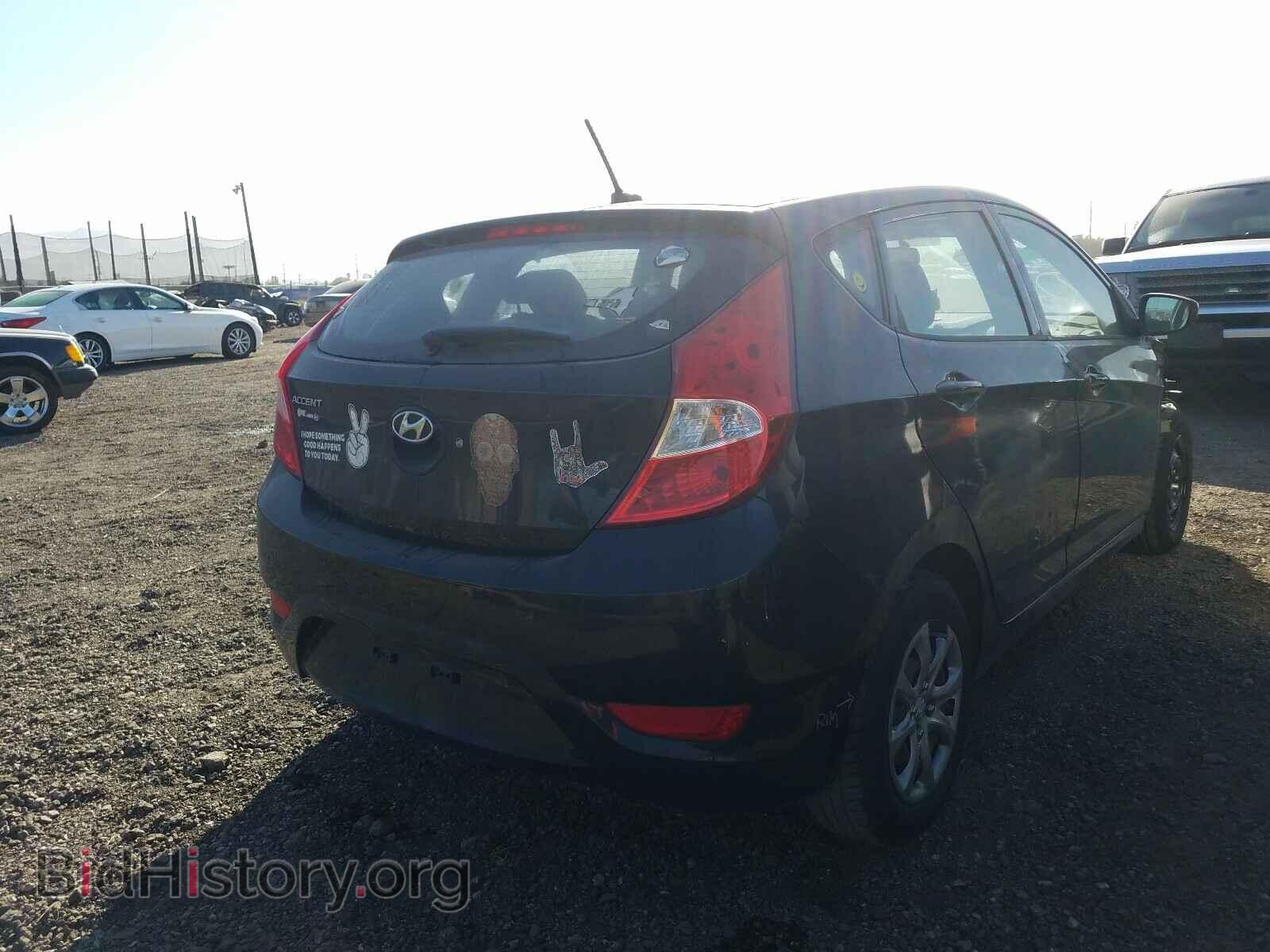 2013 HYUNDAI ACCENT - VIN: KMHCT5AE1DU088000 - Фото 4