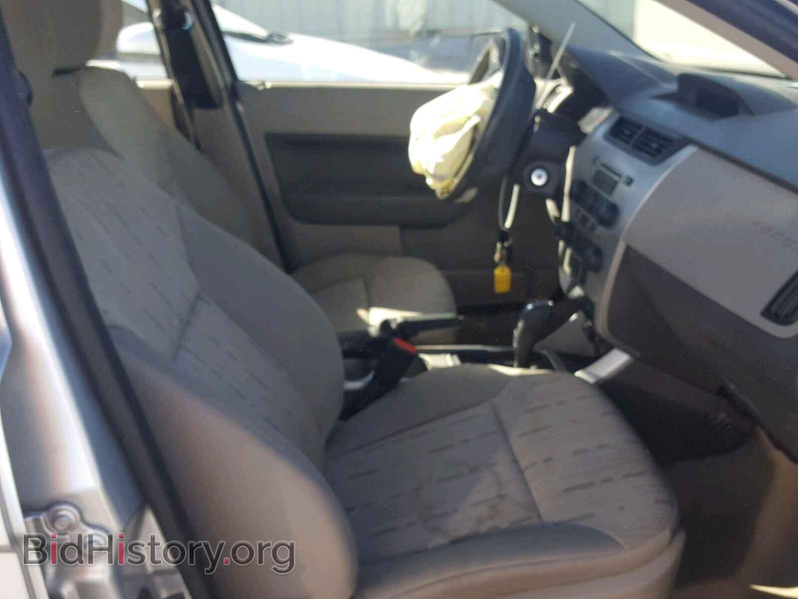 2011 FORD FOCUS - VIN: 1FAHP3FN8BW141018 - Photo 5