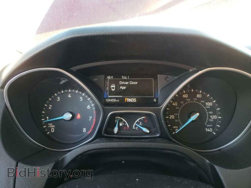 2017 Ford FOCUS (VIN 1FADP3FE9HL293933) — photo 9 of 12
