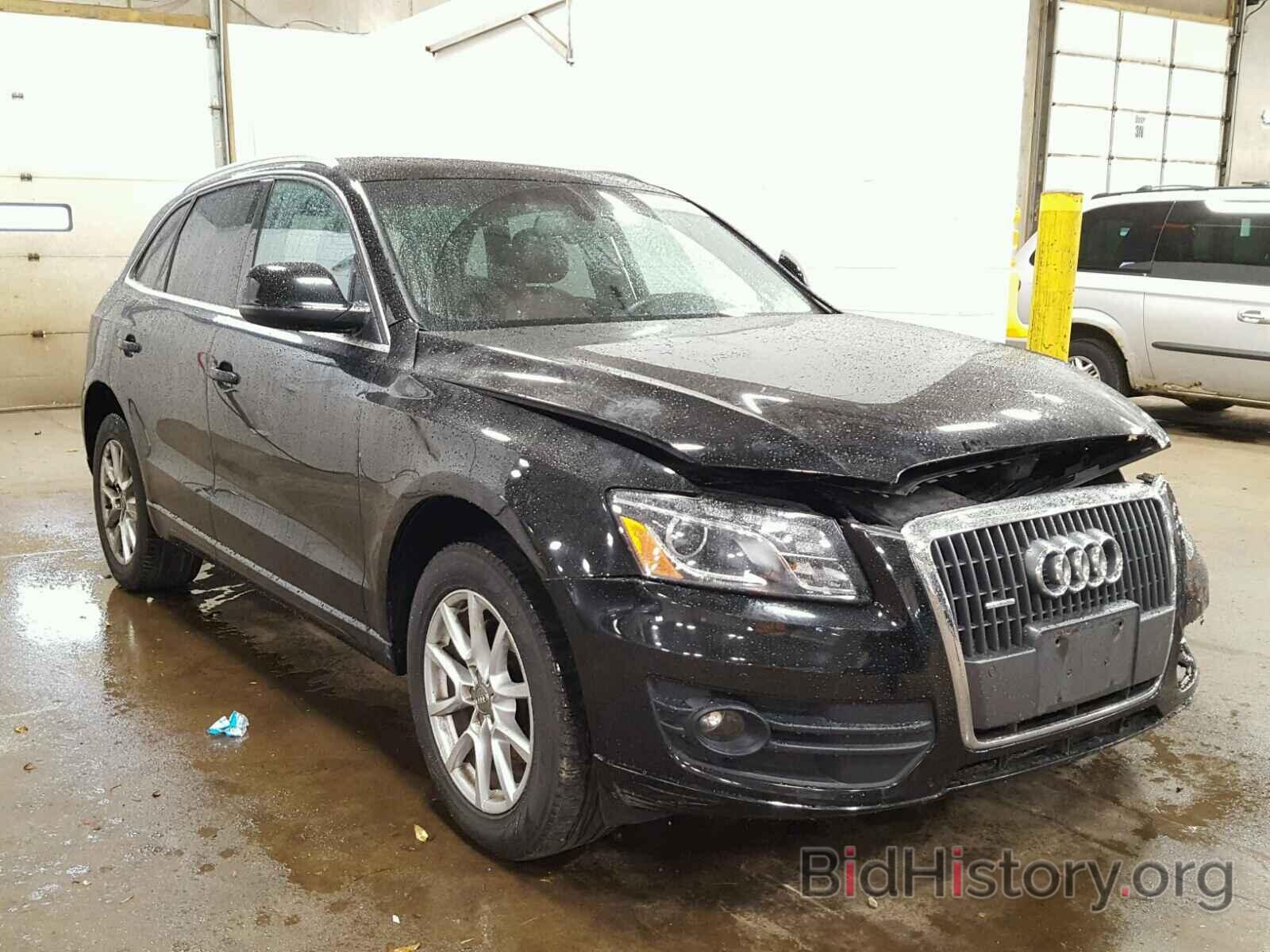 Фотография WA1LFAFP6CA126068 - AUDI Q5 2012