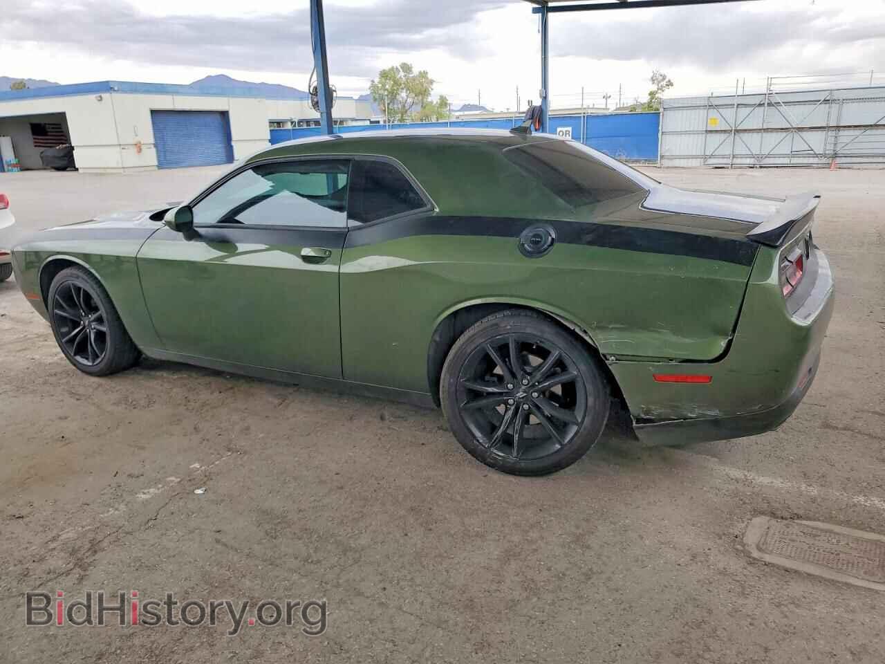 2018 DODGE CHALLENGER - VIN: 2C3CDZAG2JH334002 - Photo 2