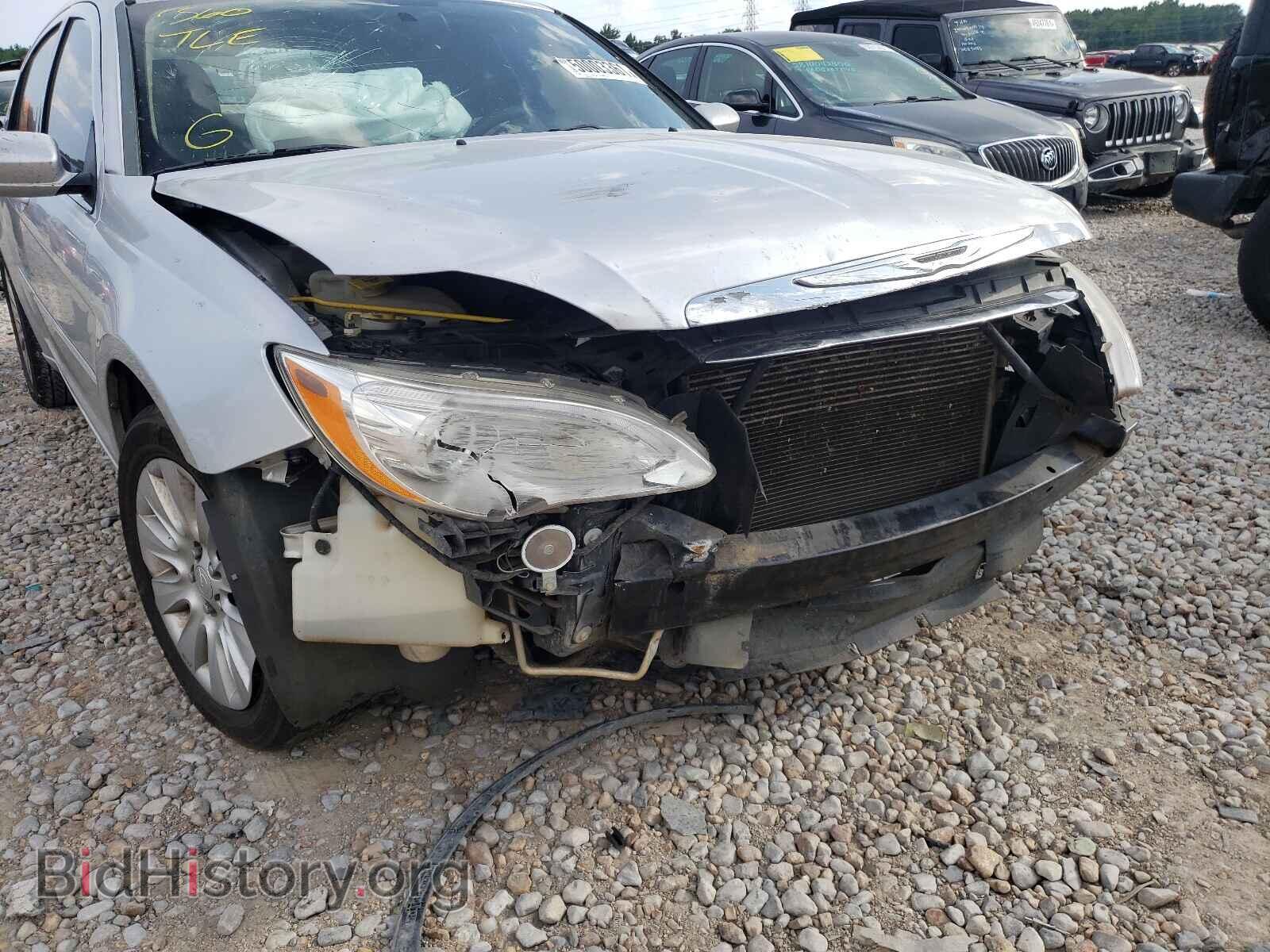 2012 CHRYSLER 200 - VIN: 1C3CCBAB8CN190562 - Фото 9