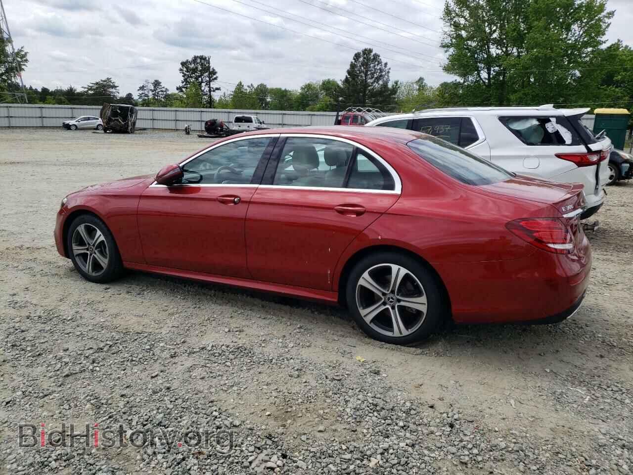 2019 MERCEDES-BENZ E-CLASS - VIN: WDDZF4JB5KA490225 - Фото 2