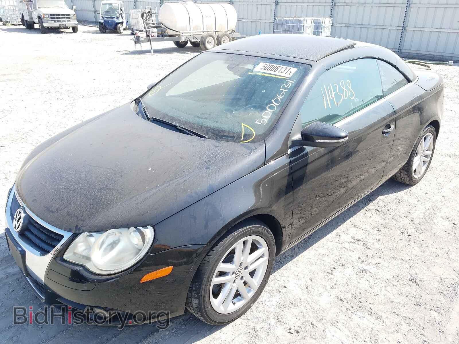 2009 VOLKSWAGEN EOS - VIN: WVWFA71FX9V005774 - Photo 2