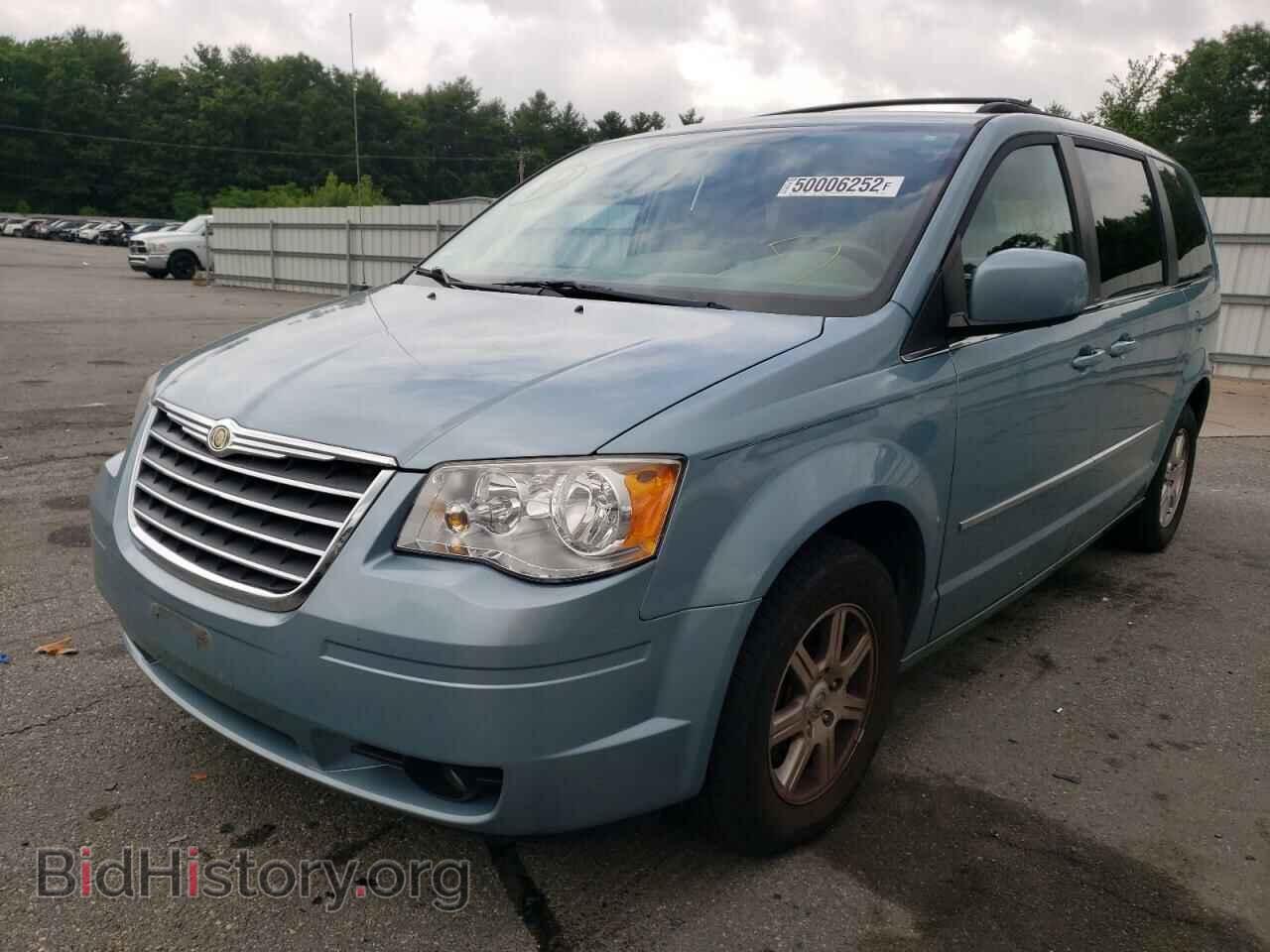 2010 CHRYSLER MINIVAN - VIN: 2A4RR5D12AR189667 - Photo 2
