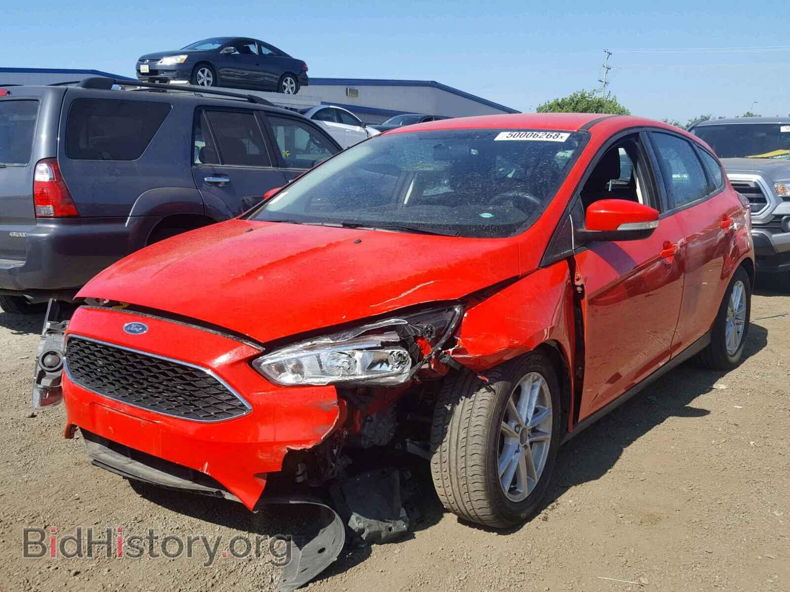 2016 FORD FOCUS SE - VIN: 1FADP3K26GL351992 - Фото 2