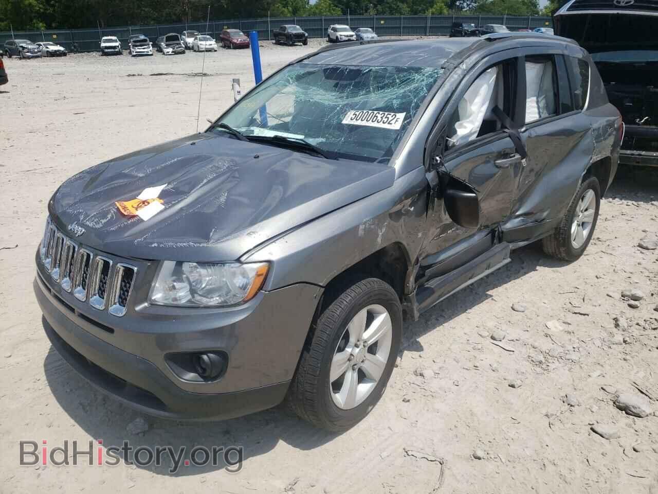 2013 JEEP COMPASS - VIN: 1C4NJCBB5DD250710 - Photo 2