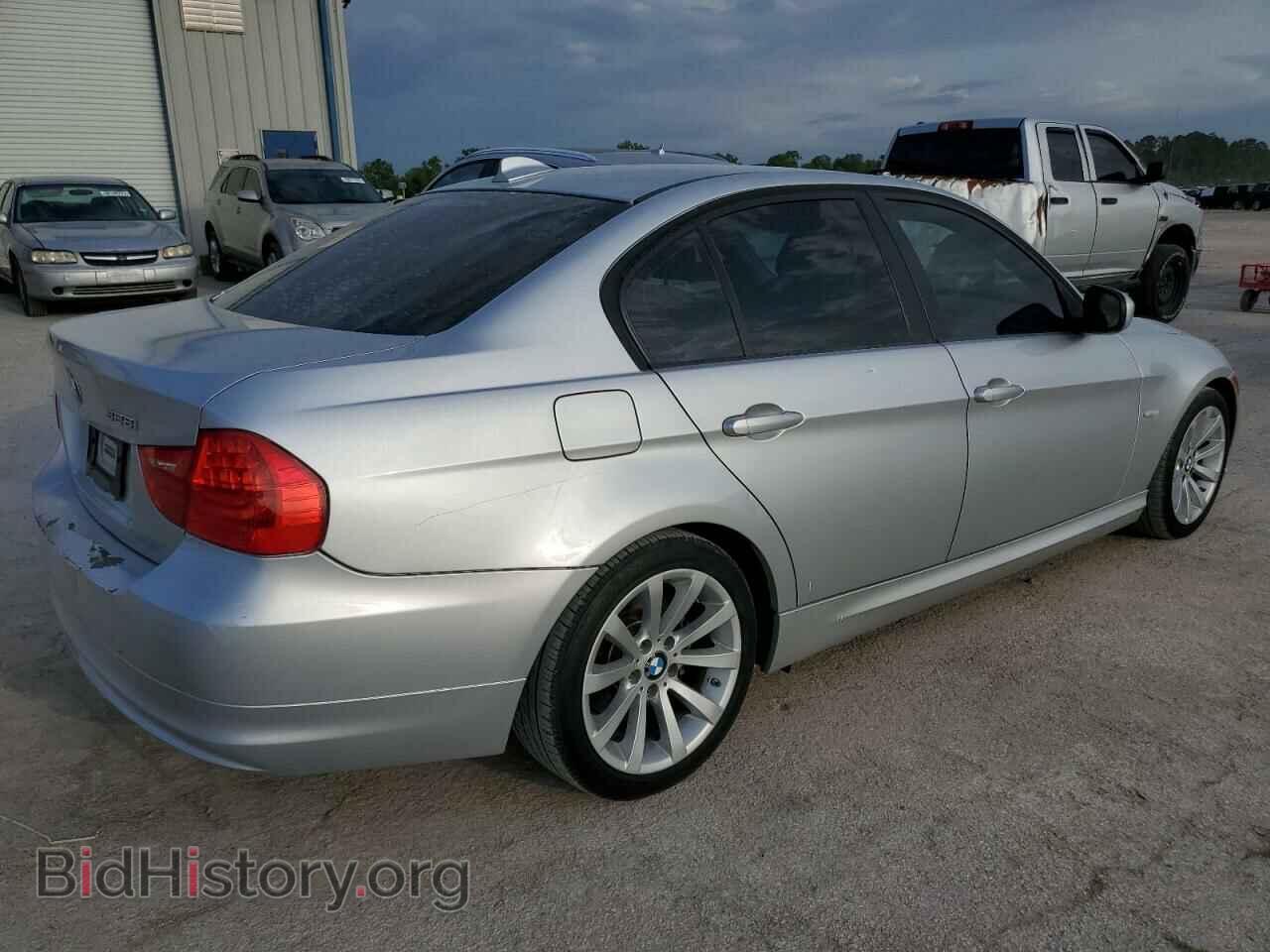 2011 BMW 3 SERIES - VIN: WBAPH5C51BA443425 - Фото 3
