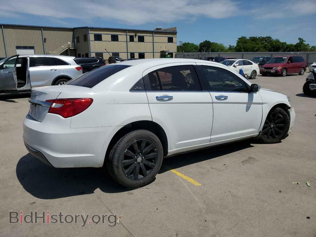 2013 CHRYSLER 200 - VIN: 1C3CCBCG7DN526020 - Фото 3