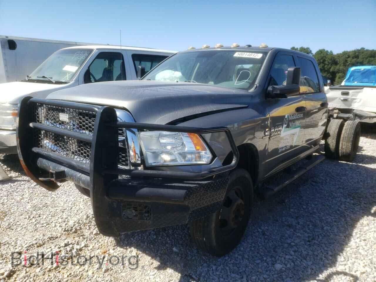 2013 RAM All Models - VIN: 3C63RRGL3DG600995 - Photo 2