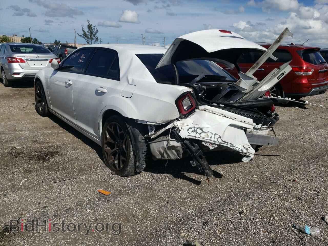 2017 CHRYSLER 300 - VIN: 2C3CCABGXHH653516 - Фото 3