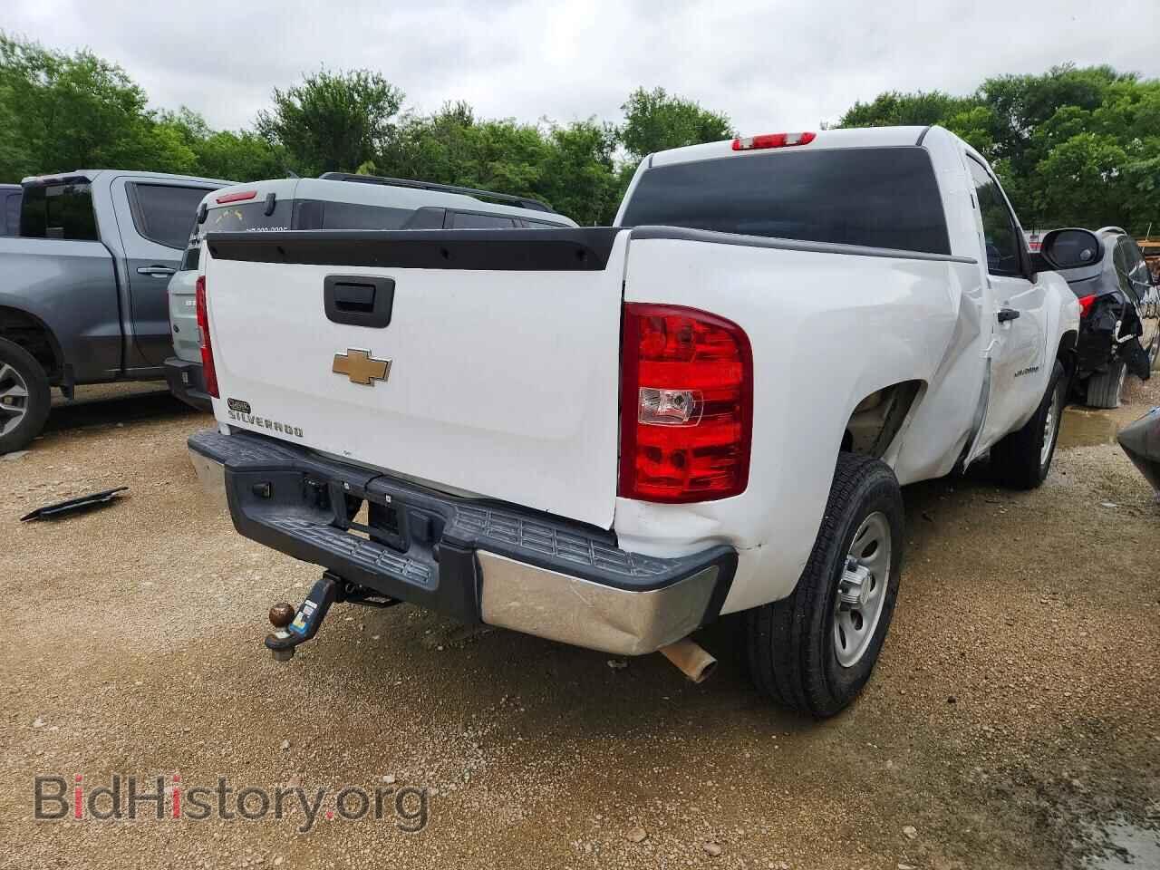 2010 CHEVROLET SILVERADO - VIN: 1GCPCPEX7AZ212346 - Фото 3