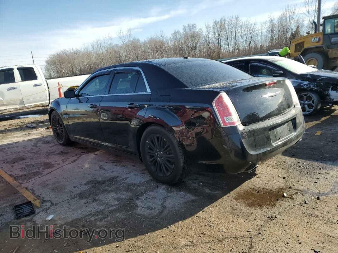 2014 CHRYSLER 300 - VIN: 2C3CCARG9EH193993 - Фото 2