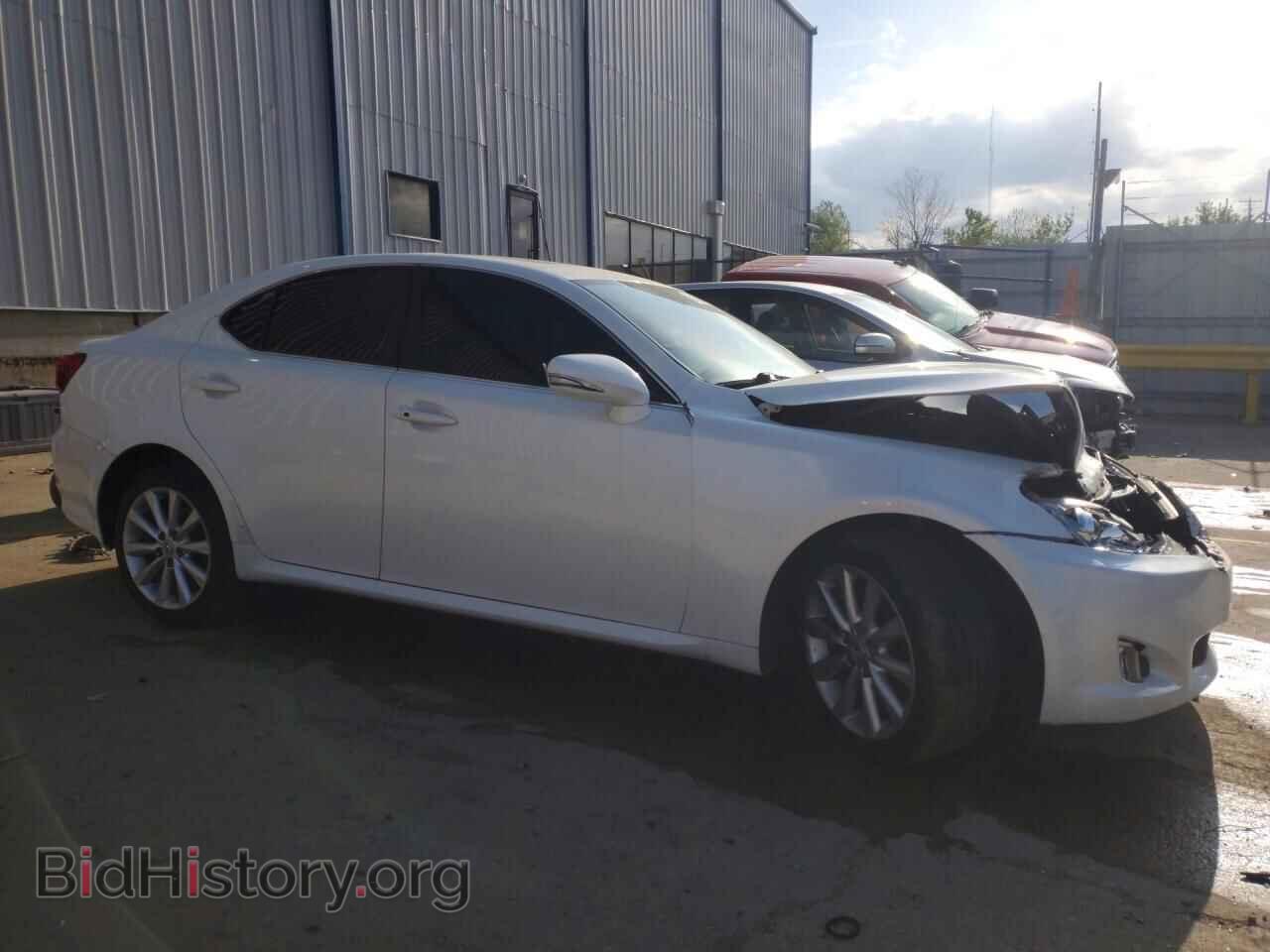 2010 LEXUS IS - VIN: JTHCF5C20A5042175 - Photo 4