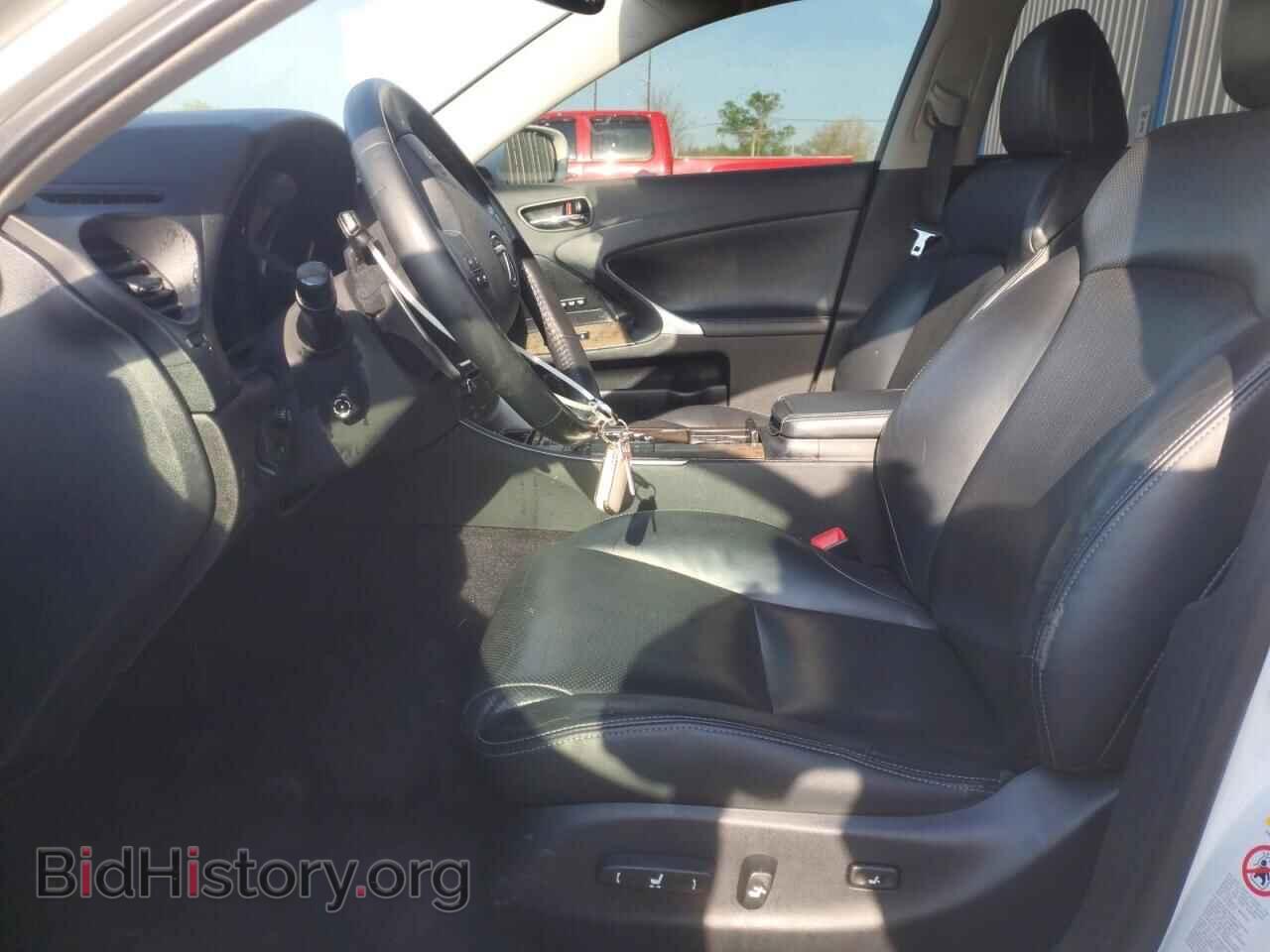2010 LEXUS IS - VIN: JTHCF5C20A5042175 - Photo 7