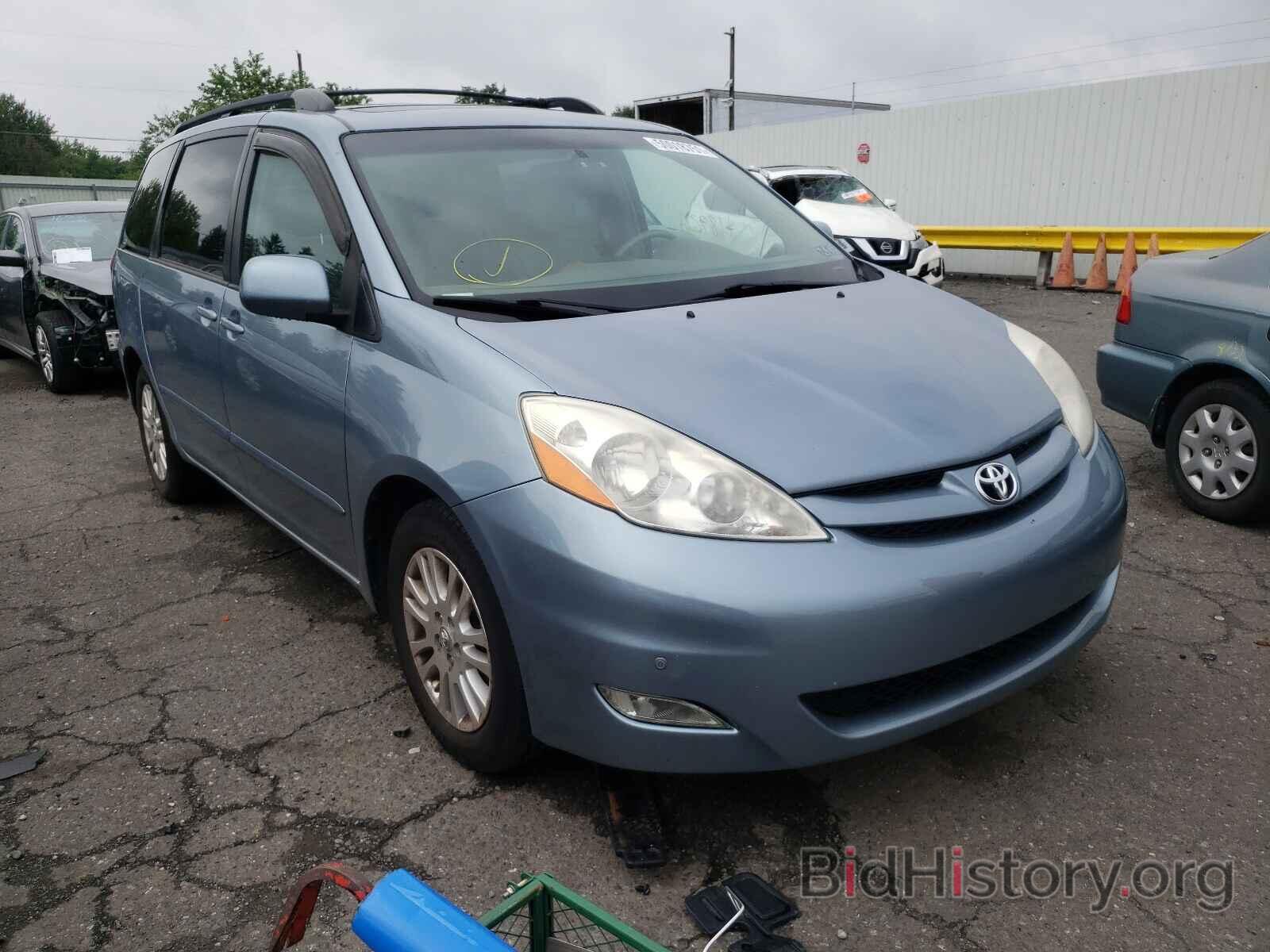 Фотография 5TDYK4CC4AS326831 - TOYOTA SIENNA 2010