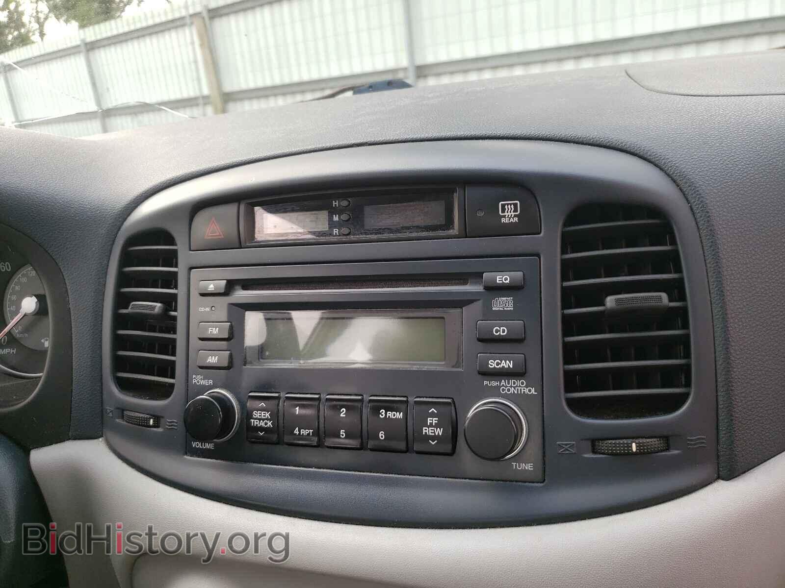 2006 HYUNDAI ACCENT - VIN: KMHCN46C66U014943 - Фото 9