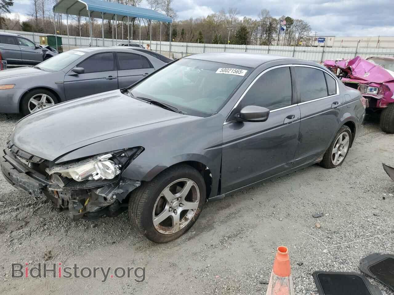 Photo 1HGCP2F35BA119697 - HONDA ACCORD 2011