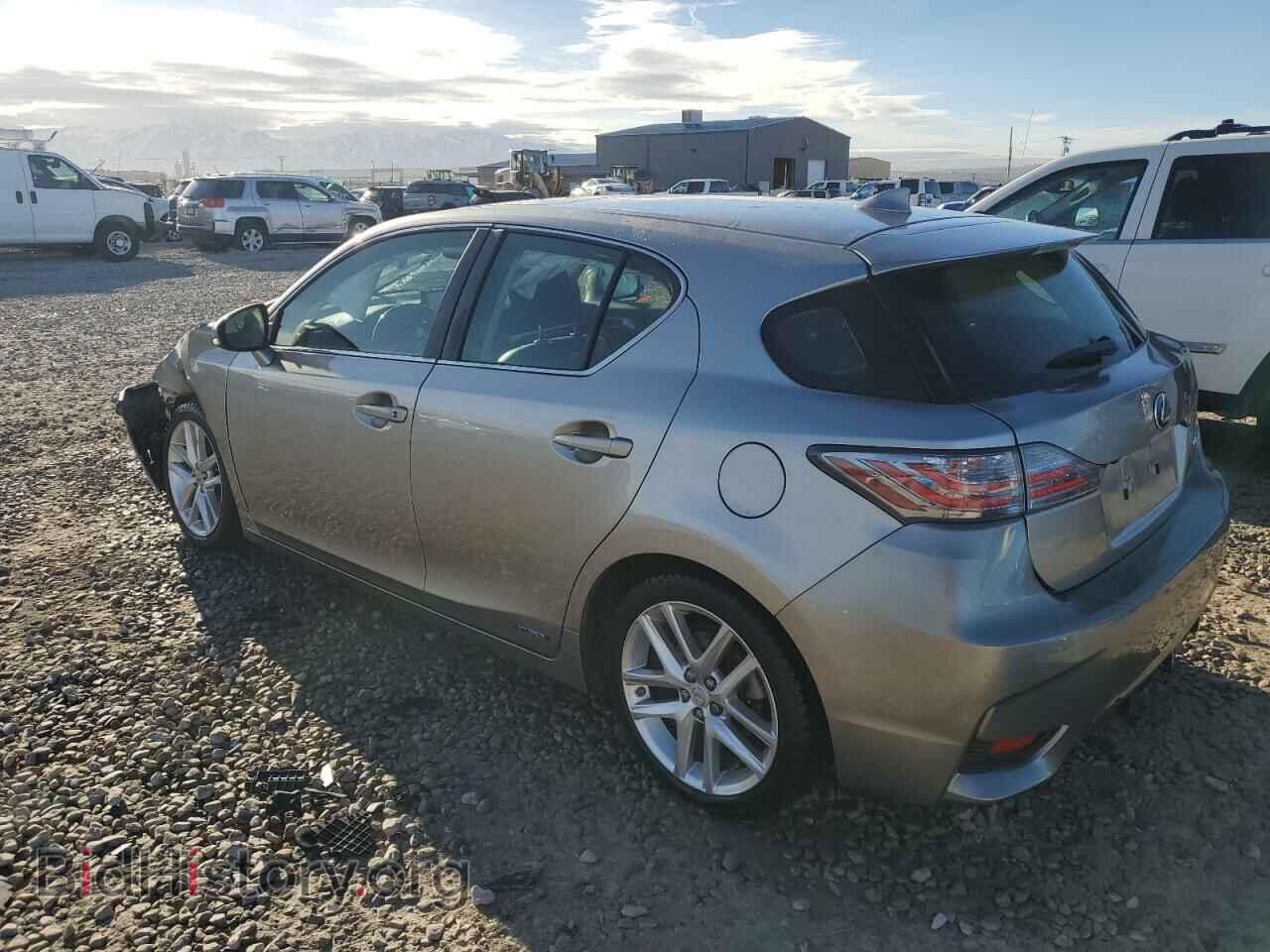 2017 LEXUS CT 200 - VIN: JTHKD5BH2H2296117 - Photo 2