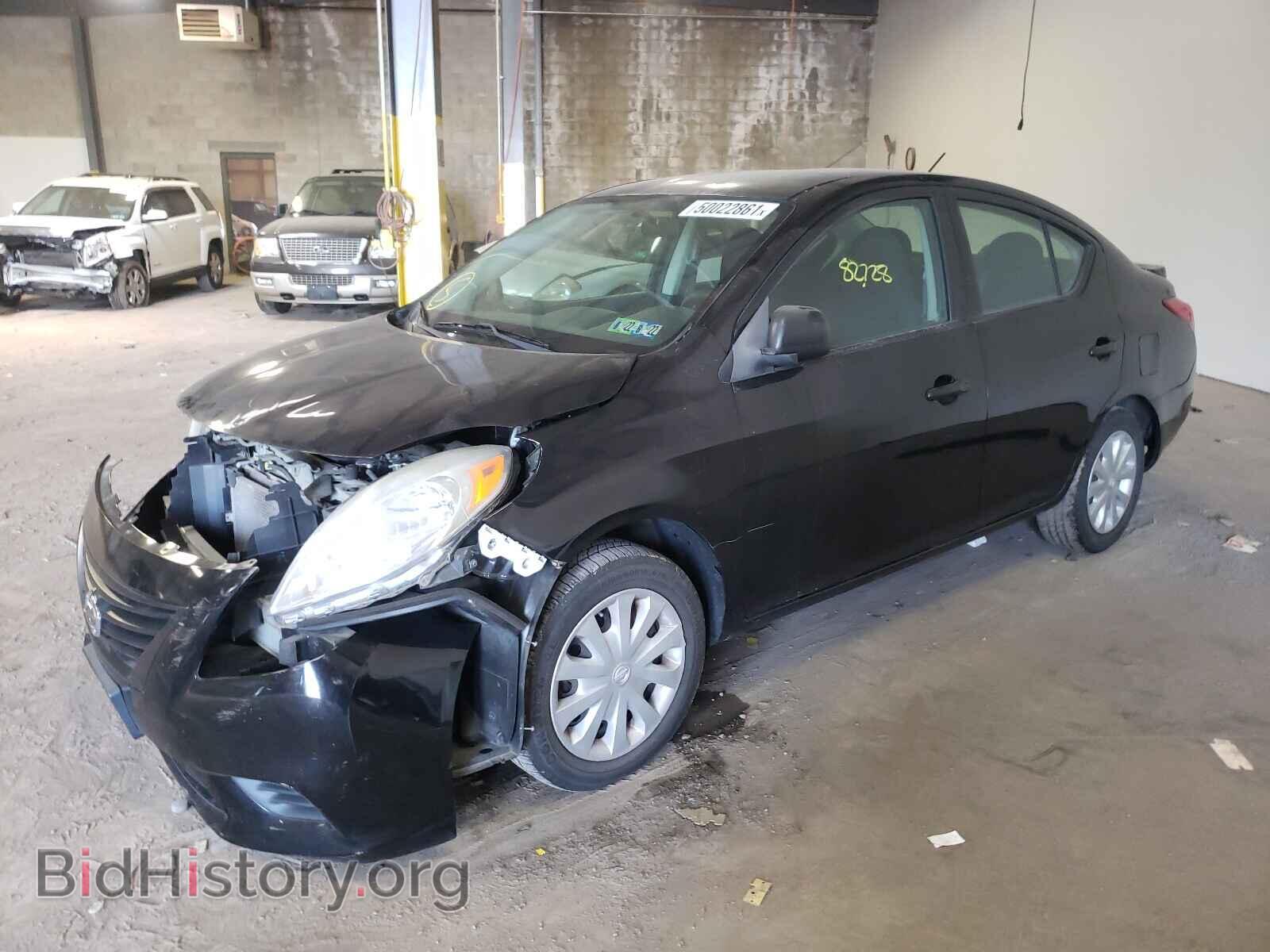 2013 NISSAN VERSA - VIN: 3N1CN7AP4DL842452 - Фото 2