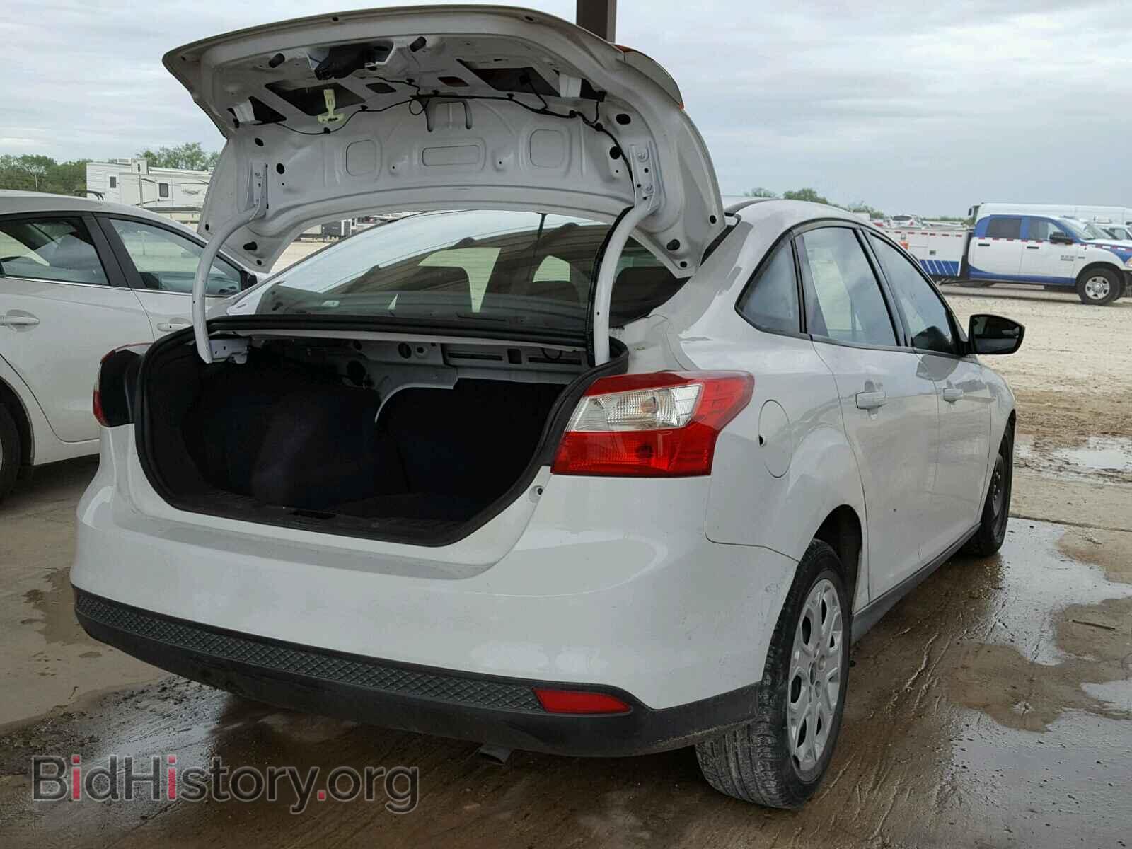 2012 FORD FOCUS - VIN: 1FAHP3F21CL344177 - Photo 4