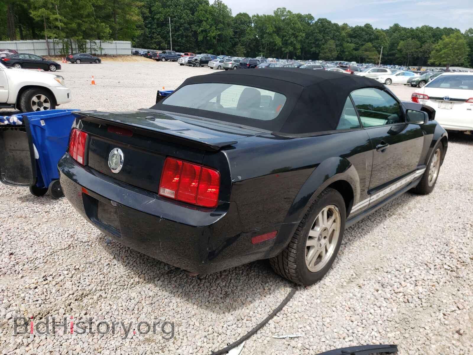 2007 FORD MUSTANG - VIN: 1ZVFT84N575271152 - Фото 4