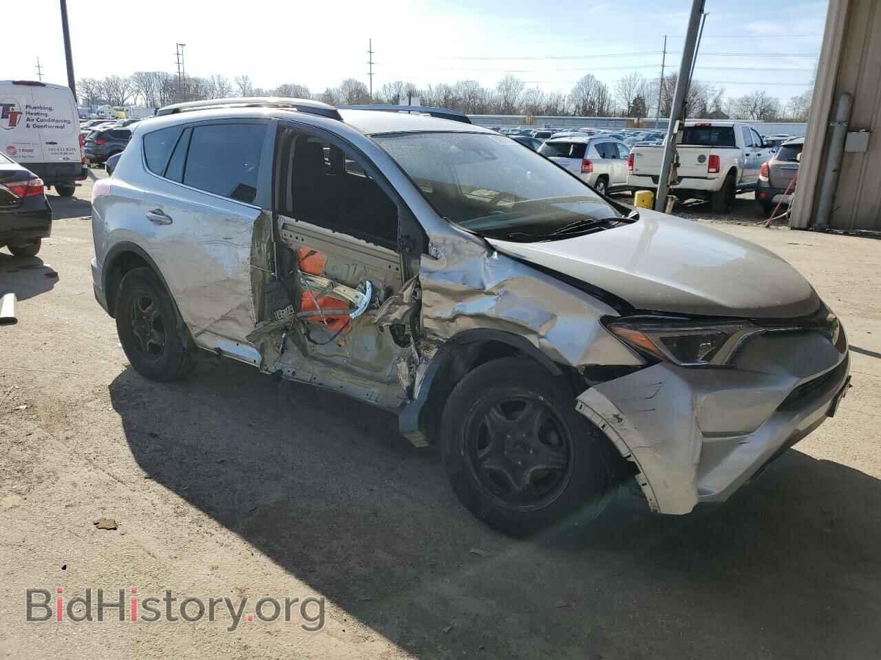 2017 TOYOTA RAV4 - VIN: 2T3BFREV2HW645787 - Фото 4