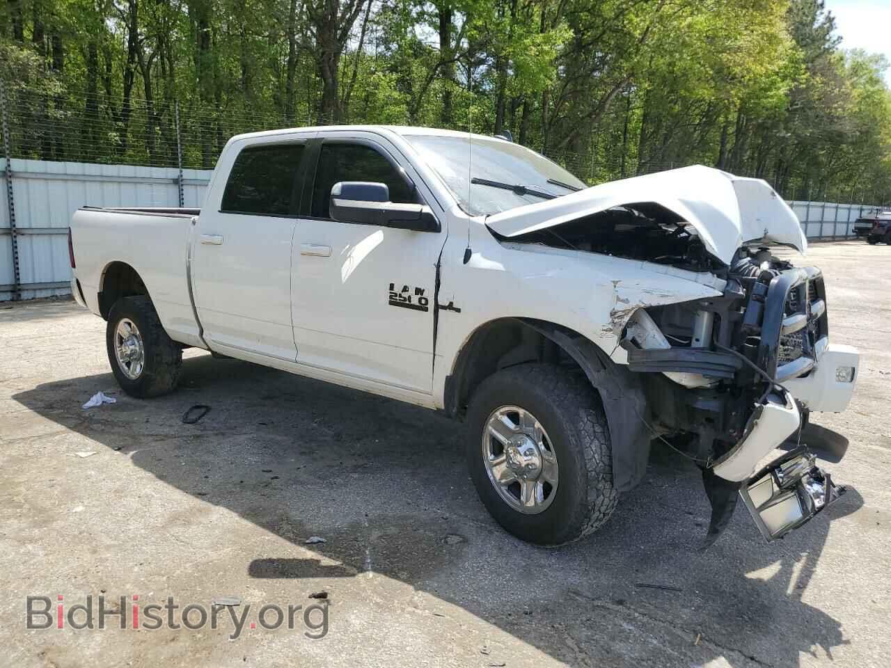 2016 RAM All Models - VIN: 3C6UR5DL5GG134251 - Photo 4