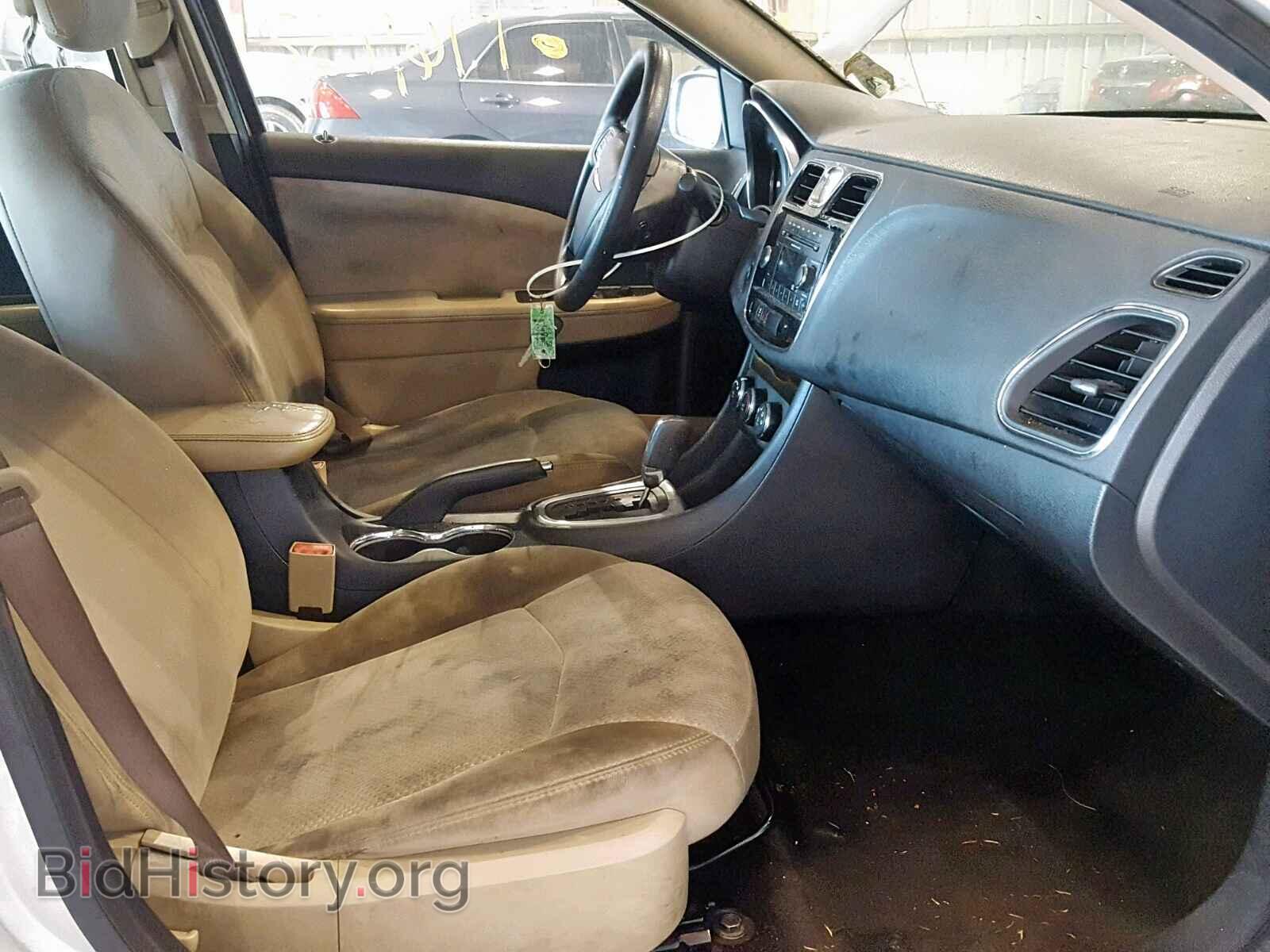 2012 CHRYSLER 200 - VIN: 1C3CCBAB6CN291857 - Фото 5