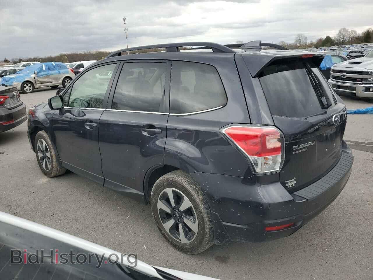 2017 SUBARU FORESTER - VIN: JF2SJAJC8HH440549 - Фото 2