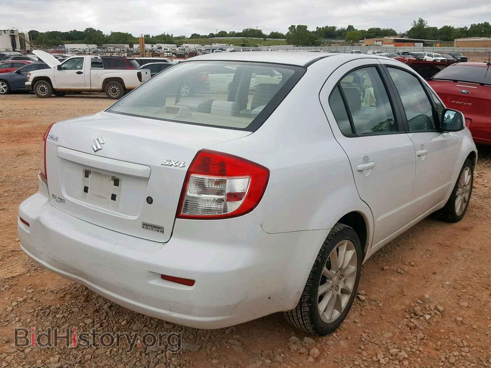 2011 SUZUKI SX4 - VIN: JS2YC5A24B6304462 - Фото 4