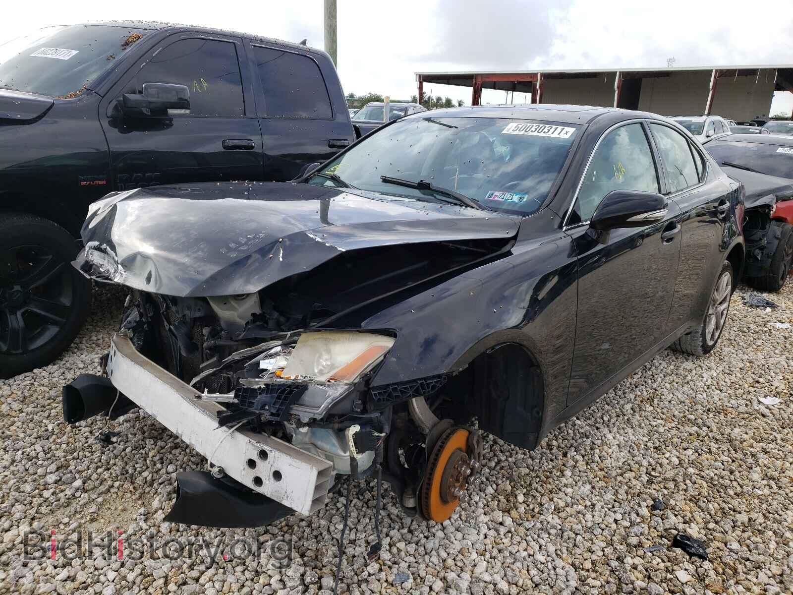 2011 LEXUS IS - VIN: JTHCF5C26B5046006 - Фото 2