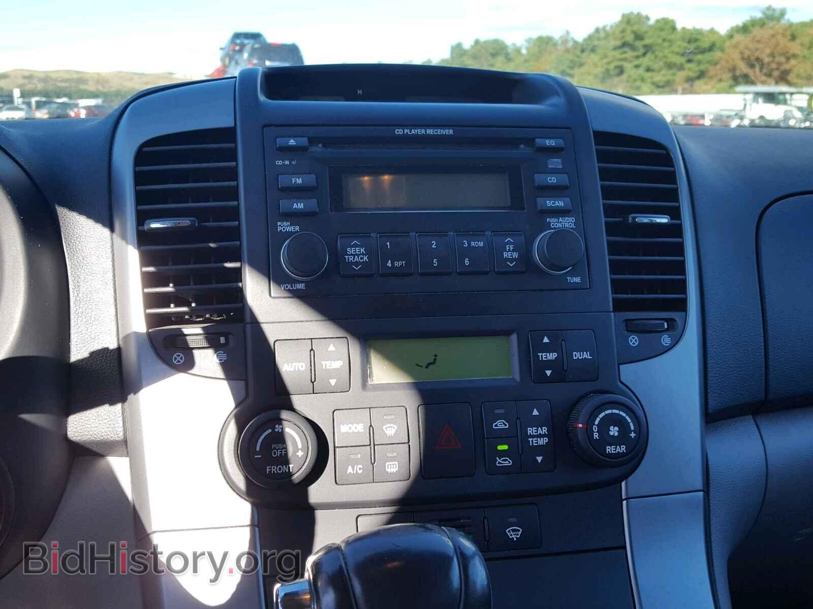 2007 HYUNDAI ENTOURAGE - VIN: KNDMC233476030622 - Фото 9