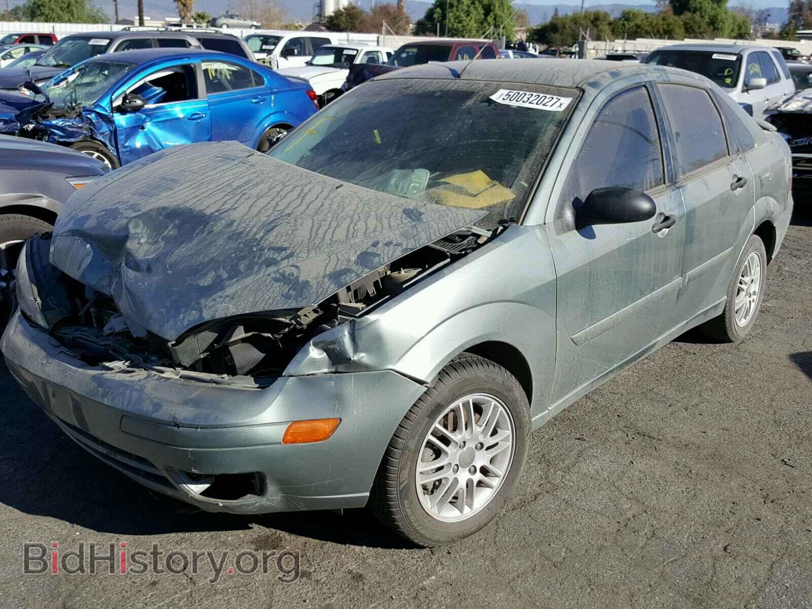2005 FORD FOCUS - VIN: 1FAFP34N45W115014 - Фото 2