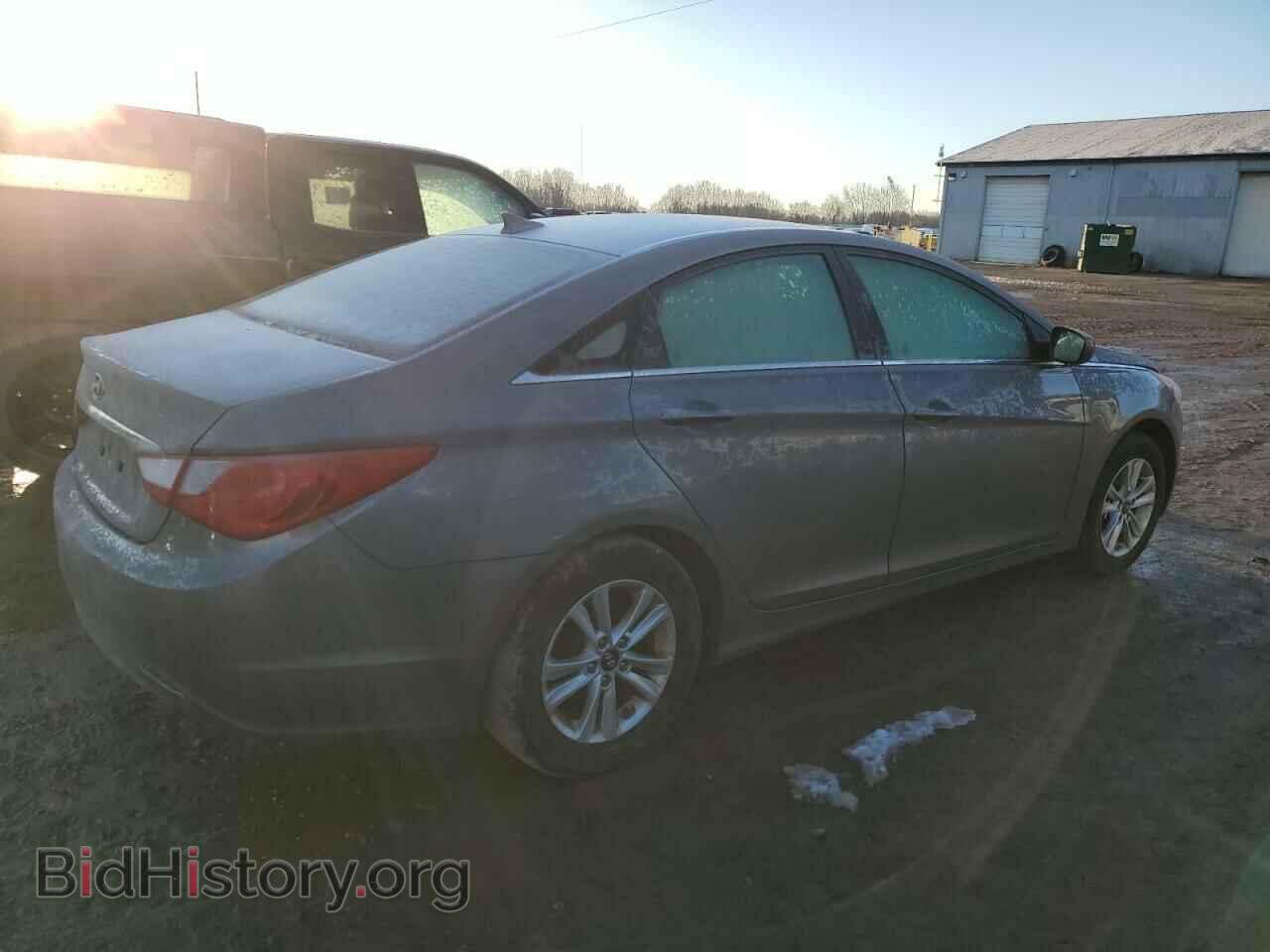 2013 HYUNDAI SONATA - VIN: 5NPEB4AC7DH555584 - Фото 3