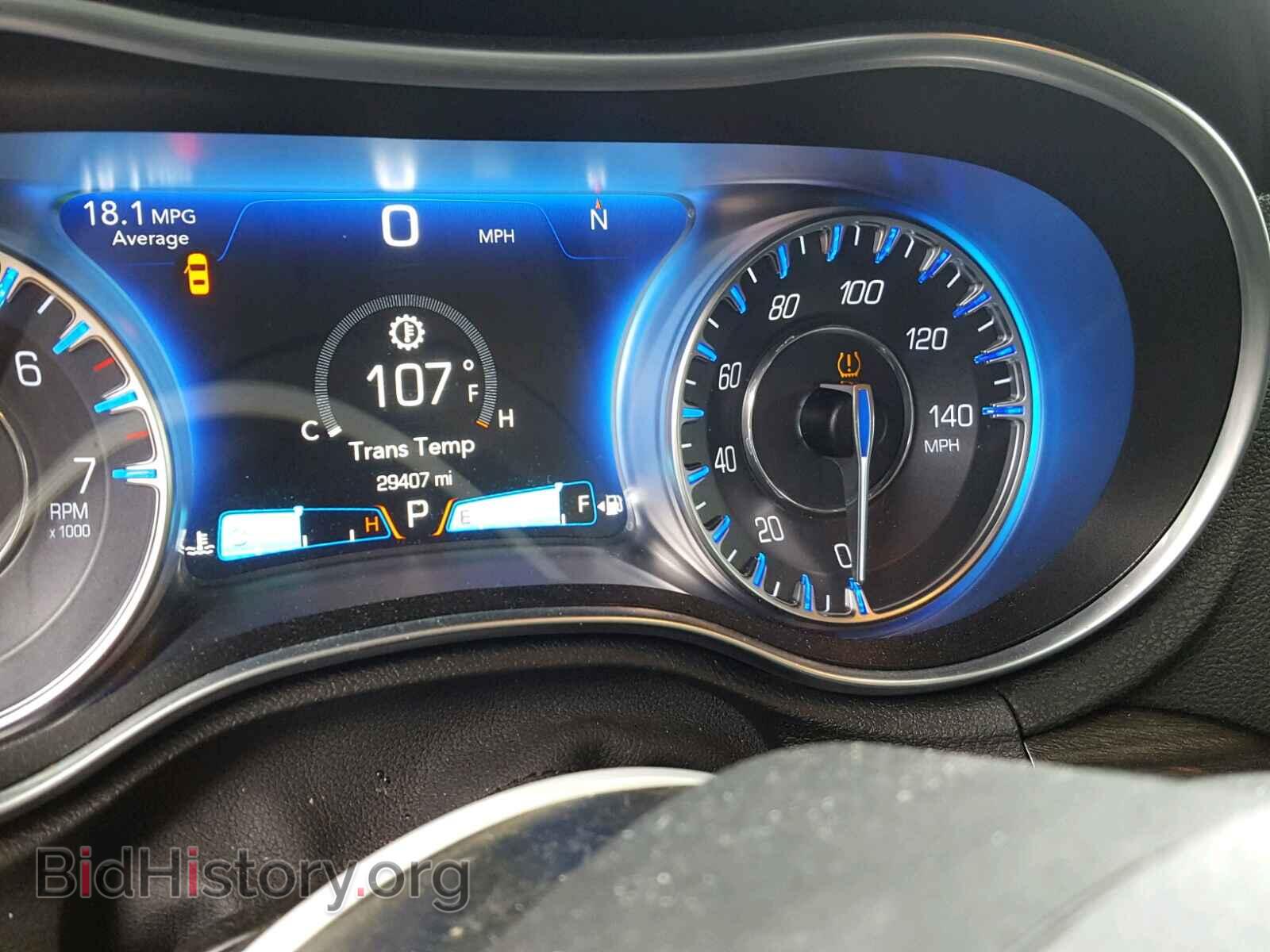 2017 CHRYSLER 300 - VIN: 2C3CCAAG1HH506650 - Фото 8