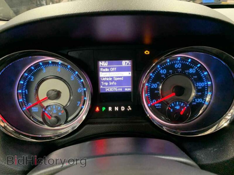 2015 Chrysler MINIVAN (VIN 2C4RC1BG6FR571053) — photo 8 of 10