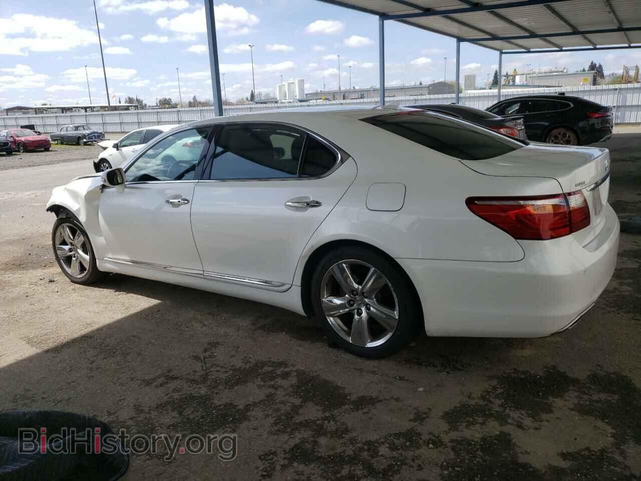 2011 LEXUS LS460 - VIN: JTHGL5EF5B5043589 - Photo 2