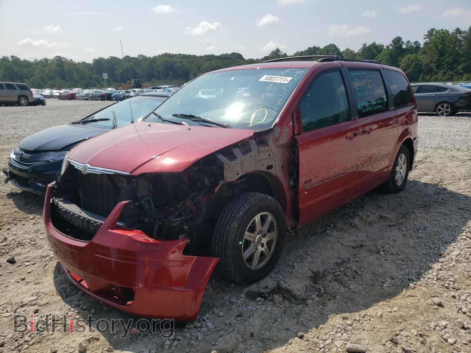 2008 CHRYSLER MINIVAN - VIN: 2A8HR54P18R829098 - Фото 2
