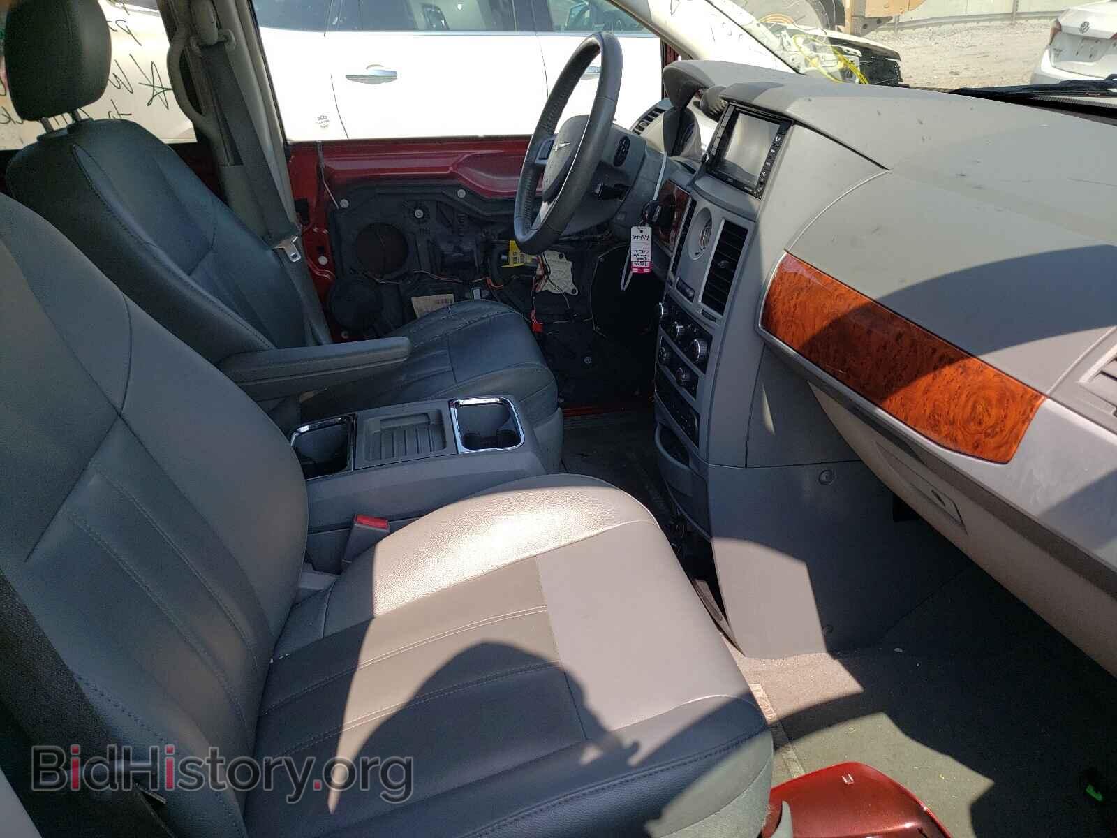 2008 CHRYSLER MINIVAN - VIN: 2A8HR54P18R829098 - Фото 5