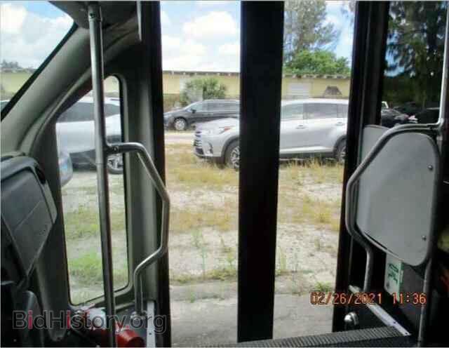 2010 FORD ECONOLINE - VIN: 1FDFE4FS9ADB01426 - Photo 9