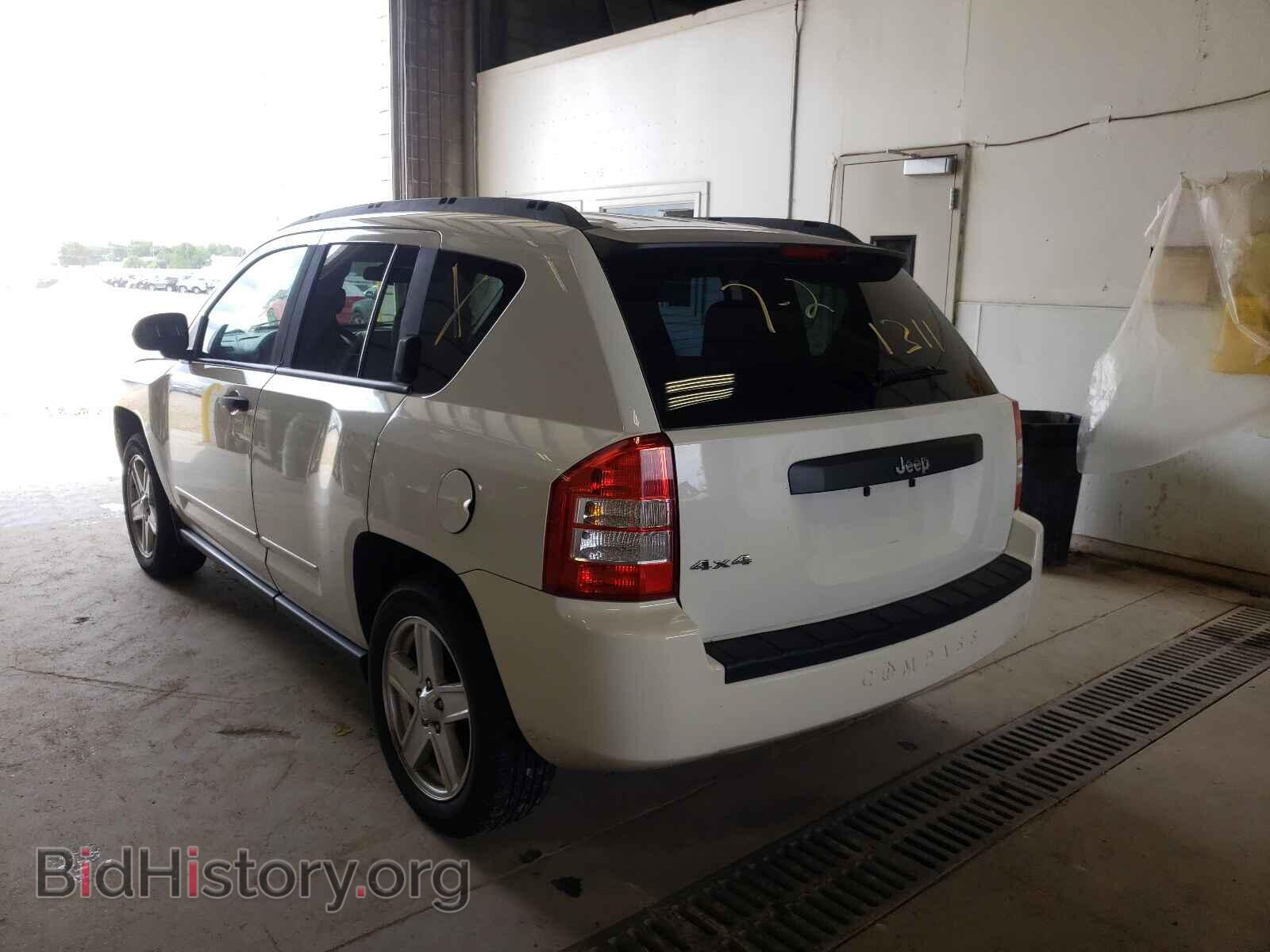 2009 JEEP COMPASS - VIN: 1J4FF47B09D205907 - Фото 3