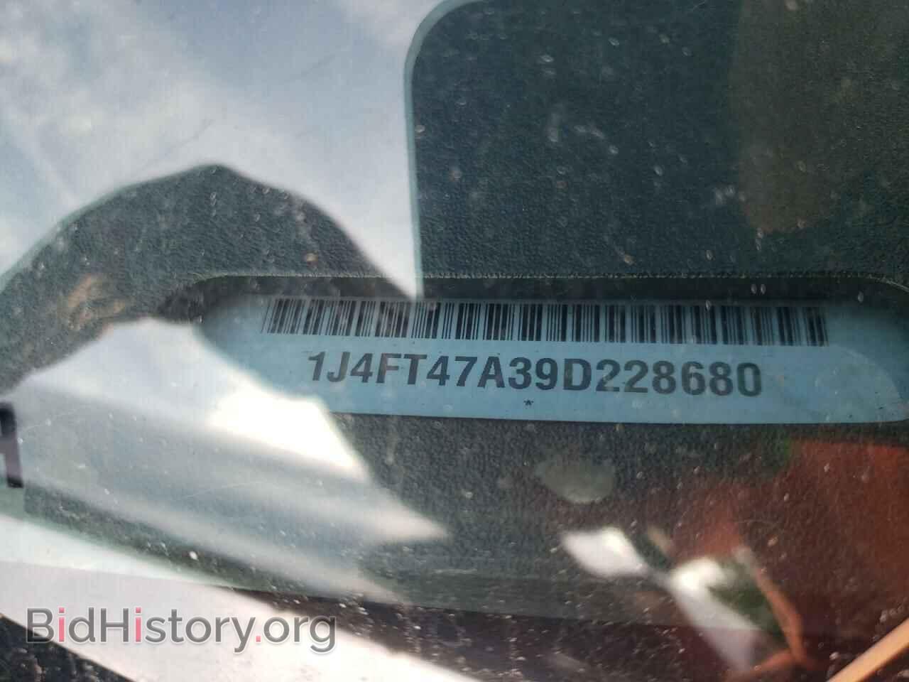 2009 JEEP COMPASS - VIN: 1J4FT47A39D228680 - Photo 10