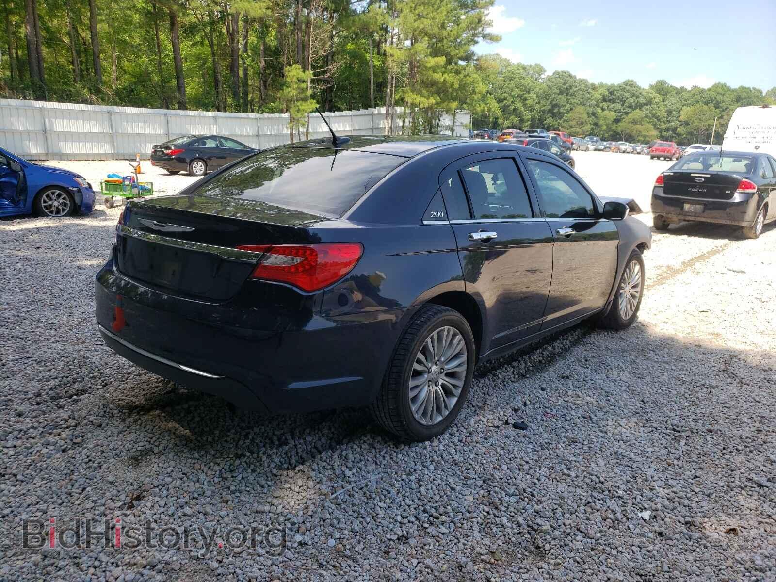 2011 CHRYSLER 200 - VIN: 1C3BC2FB0BN594412 - Фото 4