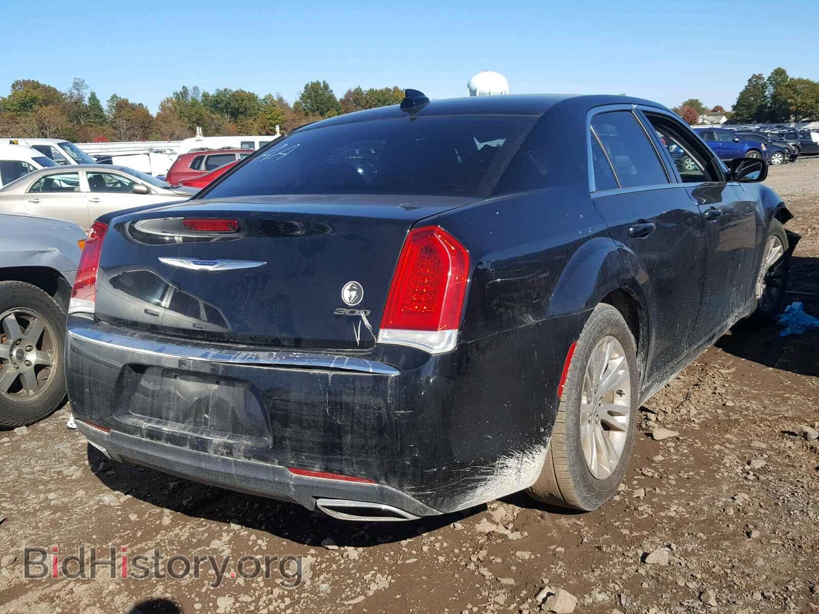 2017 CHRYSLER 300 - VIN: 2C3CCAAG2HH534103 - Фото 4