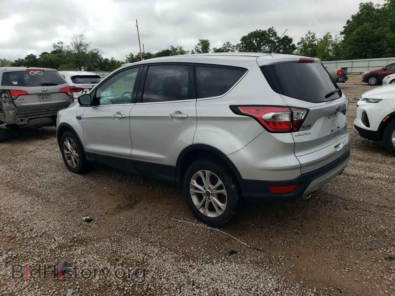 2017 FORD ESCAPE - VIN: 1FMCU0GDXHUE98413 - Фото 2
