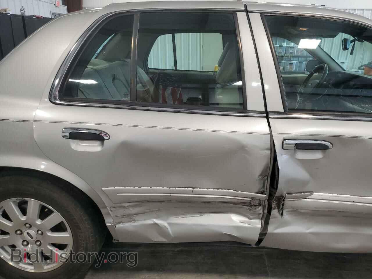 2006 FORD CROWN VIC - VIN: 2FAFP74V36X123473 - Photo 9