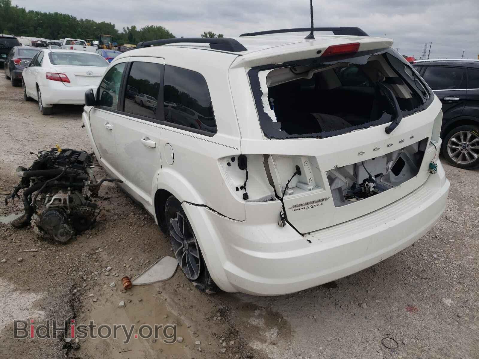 2018 DODGE JOURNEY - VIN: 3C4PDCAB1JT517879 - Фото 3