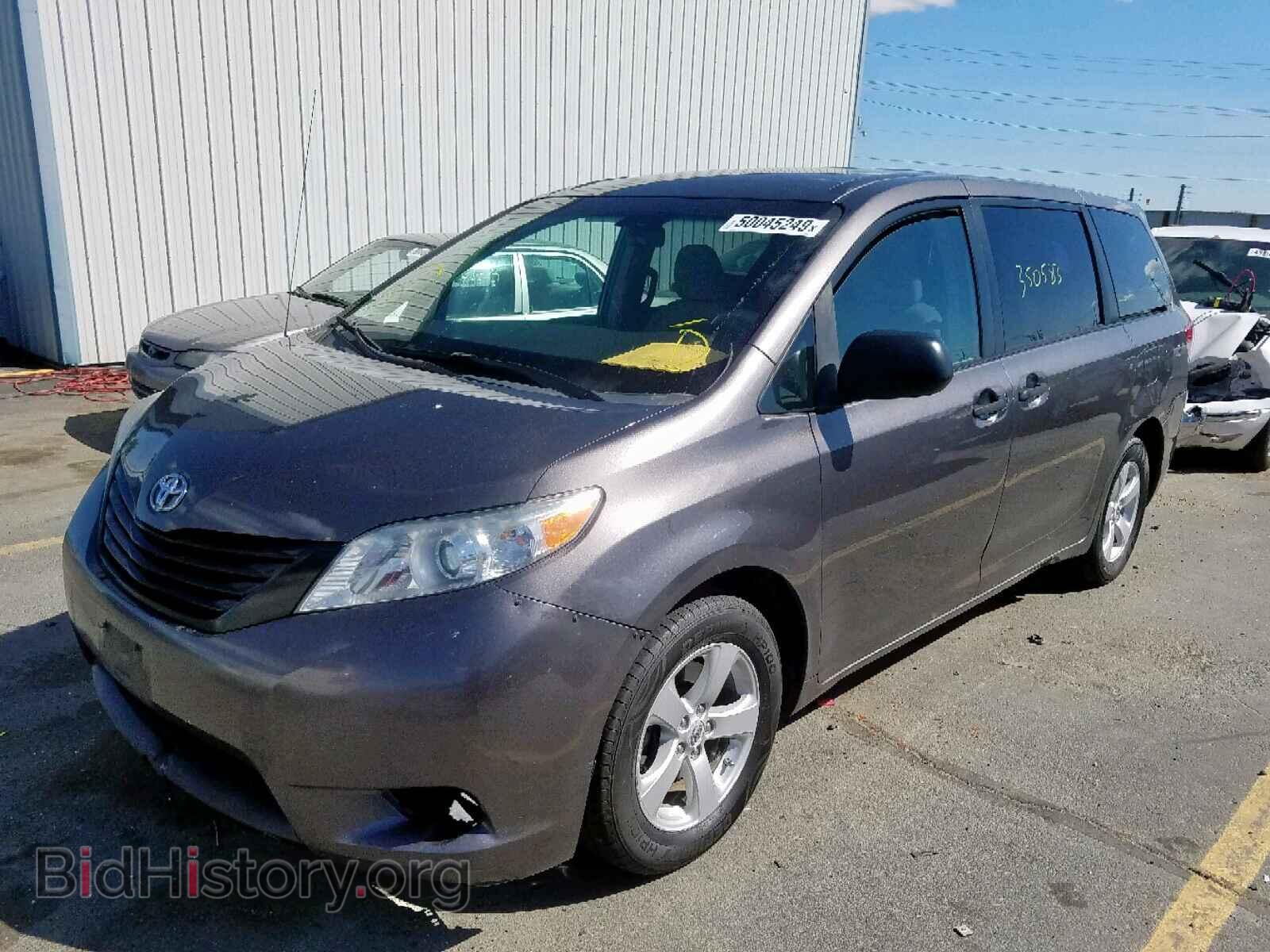 2012 TOYOTA SIENNA BAS - VIN: 5TDKA3DC0CS009570 - Фото 2