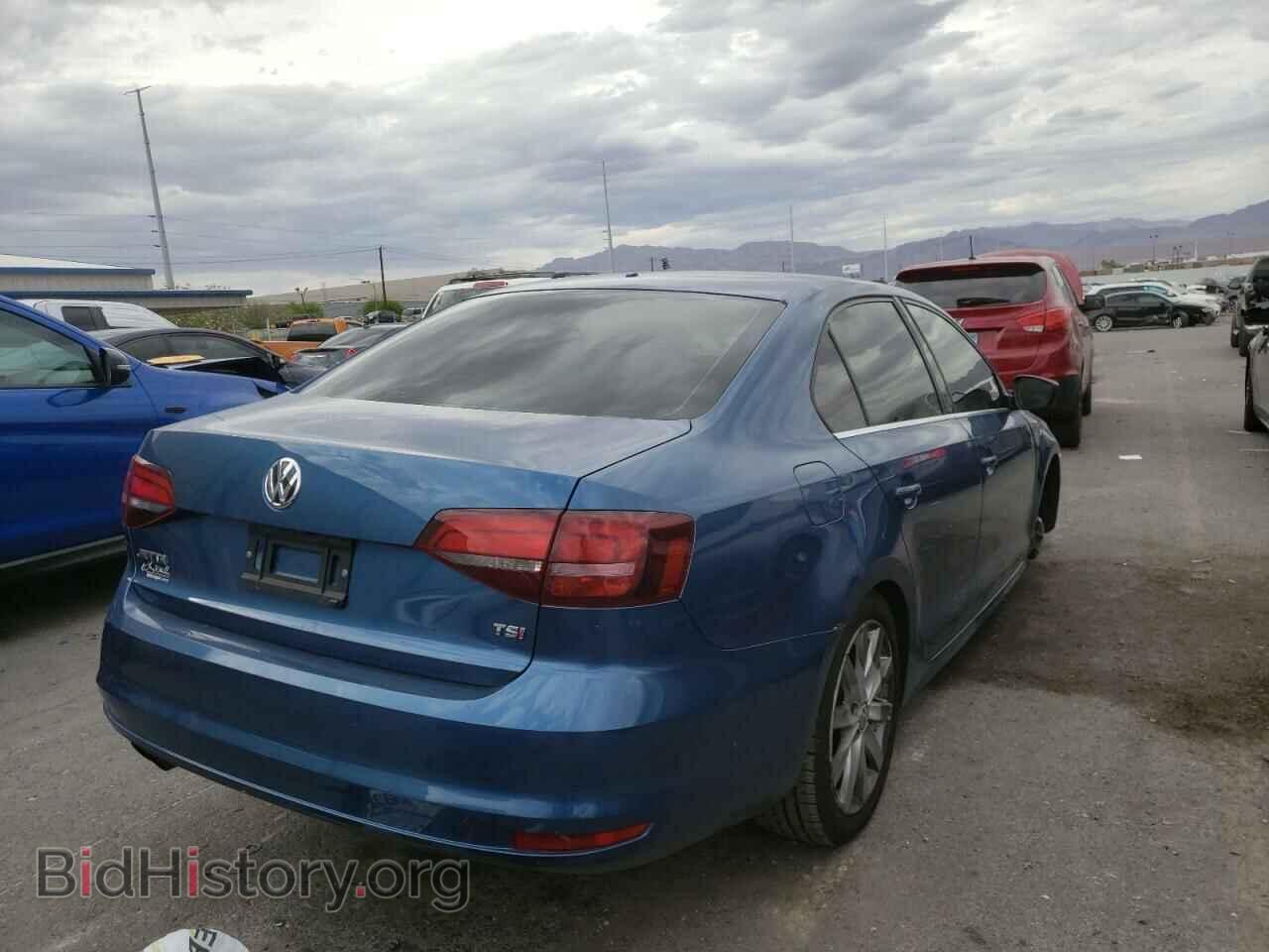 2017 VOLKSWAGEN JETTA - VIN: 3VW2B7AJ9HM367777 - Photo 4